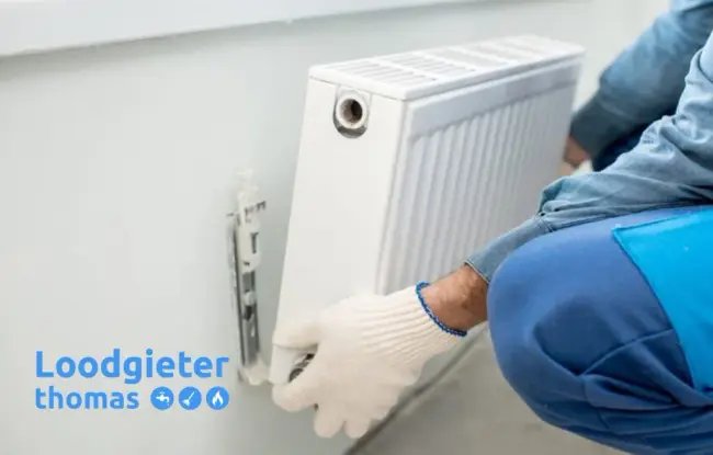 Loodgieter aansluiten radiator